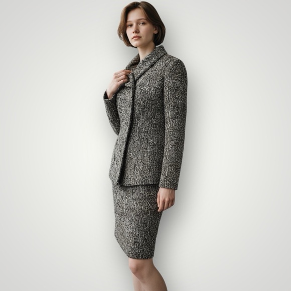 Vintage French Boucle Knit Skirt Suite 80s - Picture 2 of 15